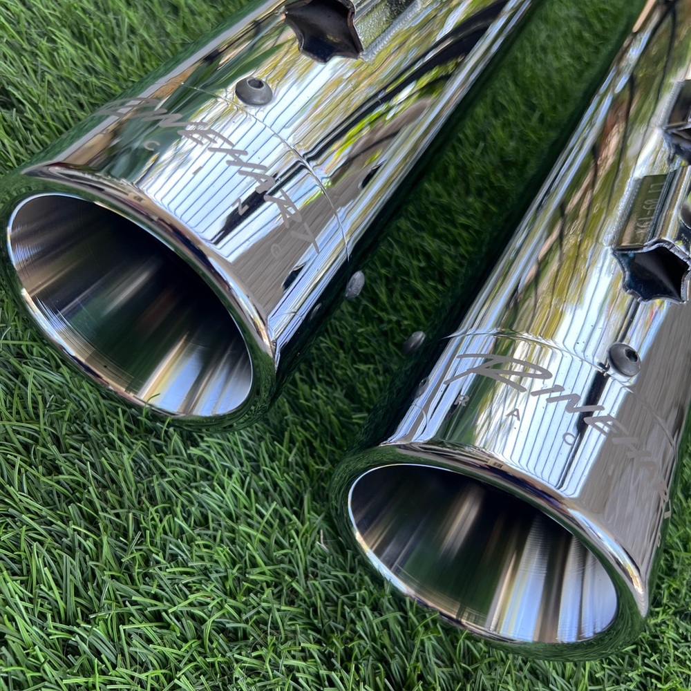 Rinehart 4” slip-ons, chrome, fits ‘98-‘16 Harley touring models.